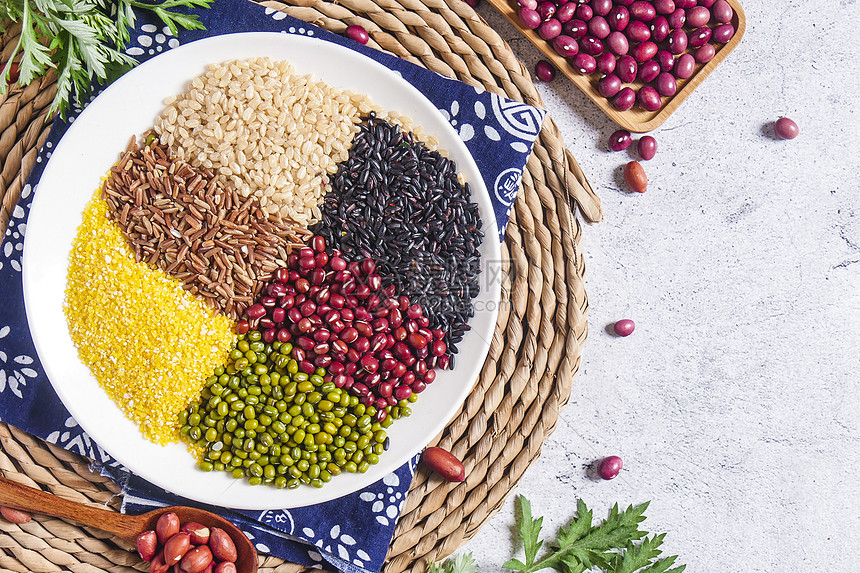 港元拆息普遍回落 一个摘息连续两个交易日下降至0.95202%